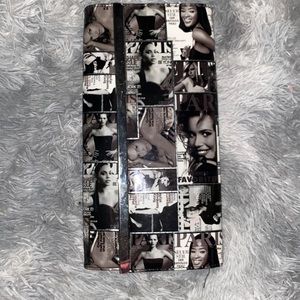 Black & White Magazine/ Celeb clutch purse